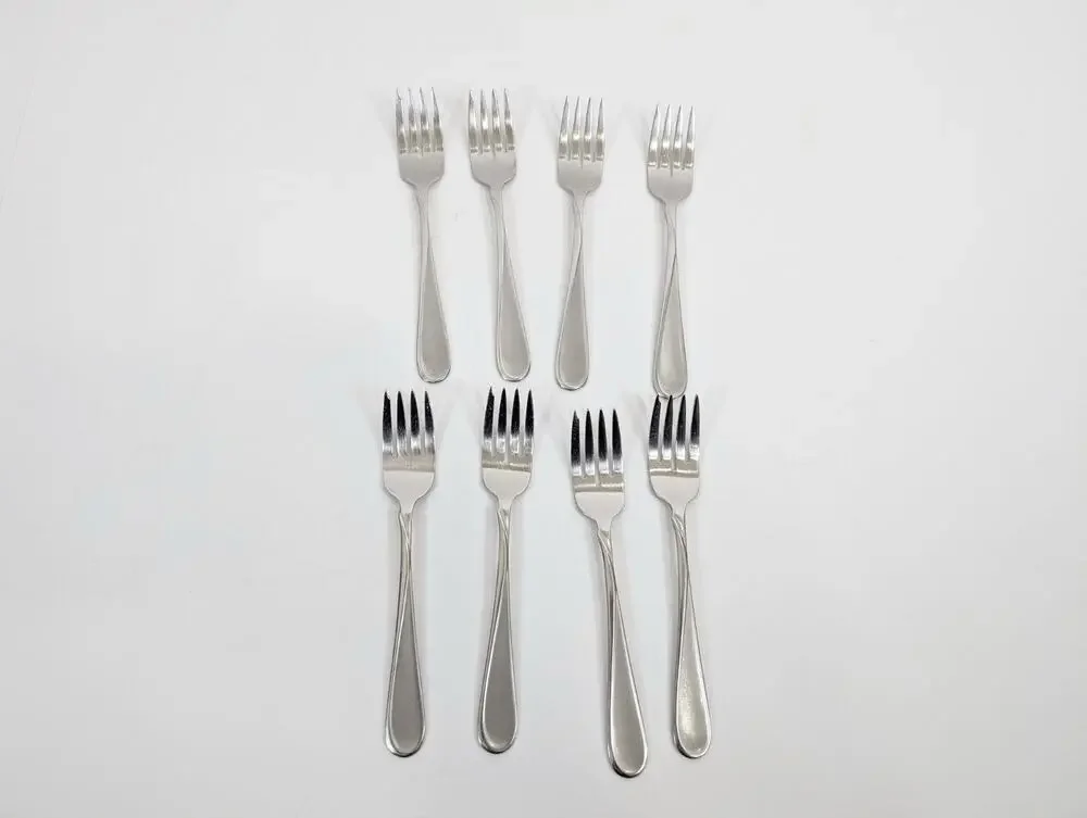 Oneida Flight Reliance 8 Salad Forks Lot Set Stainless Steel